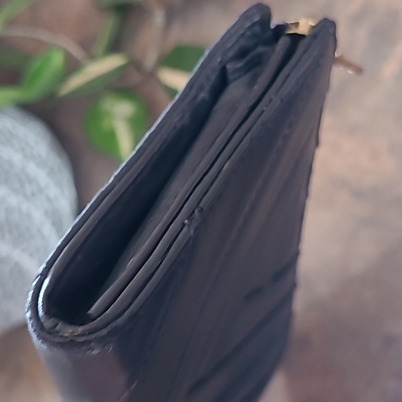 MATT BY MATT & NAT Vegan Classic Long Wallet, Navy, Gold Tone Zipper Closure - Picture 3 of 9